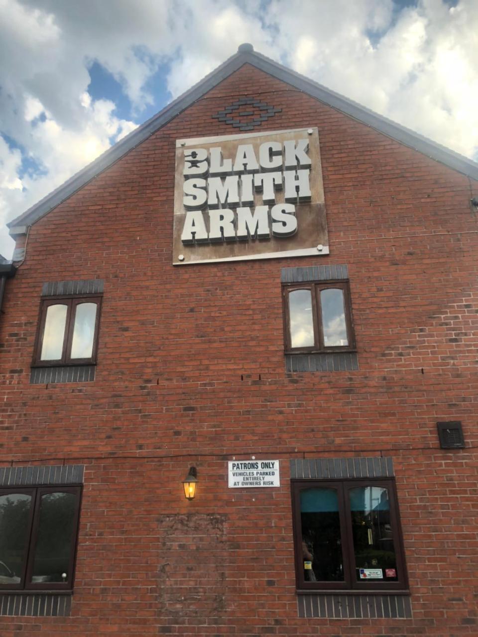 לינה וארוחת בוקר אלטון The Blacksmith Arms מראה חיצוני תמונה